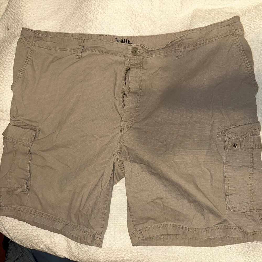 True Nation (DXL Brand) shorts - 54"